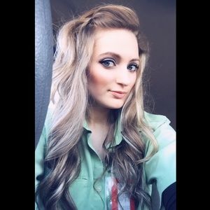 Meet your Posher, Tara